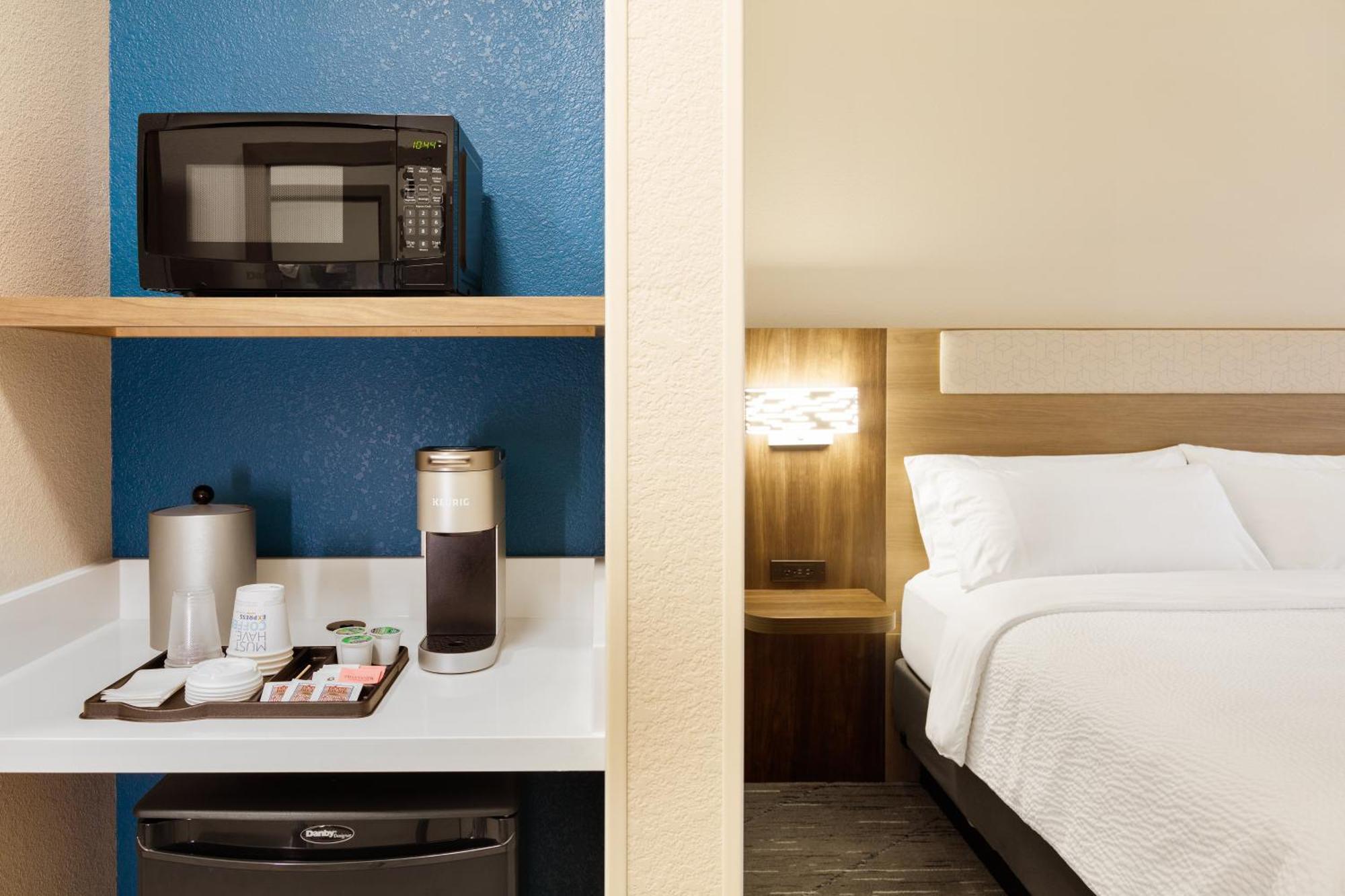 Holiday Inn Express Toledo North By Ihg Εξωτερικό φωτογραφία